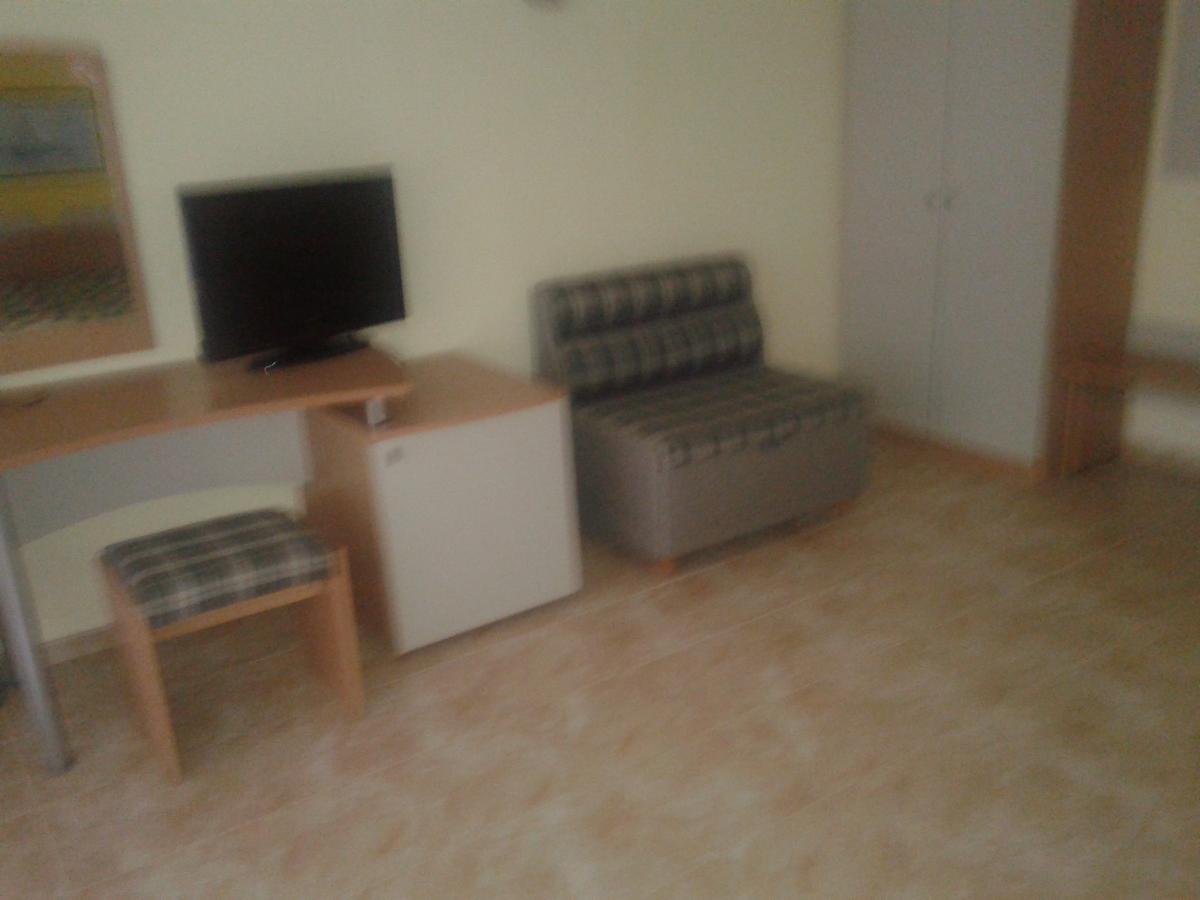 נסבר Hotel Perun מראה חיצוני תמונה
