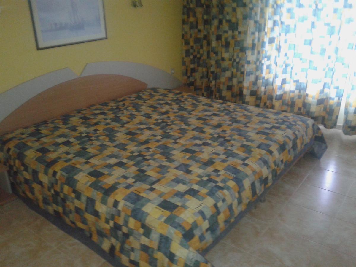 נסבר Hotel Perun מראה חיצוני תמונה