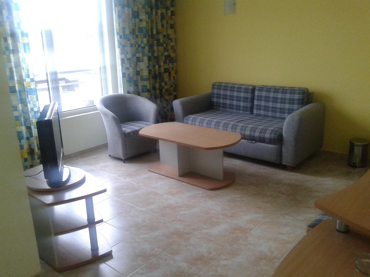 נסבר Hotel Perun מראה חיצוני תמונה