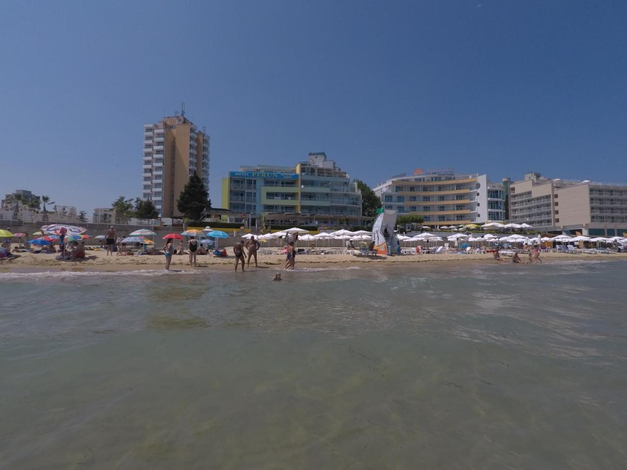 נסבר Hotel Perun מראה חיצוני תמונה